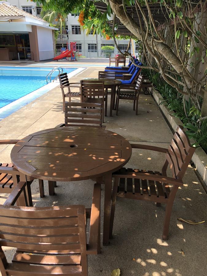 Private Water Chalet Port Dickson Exterior foto