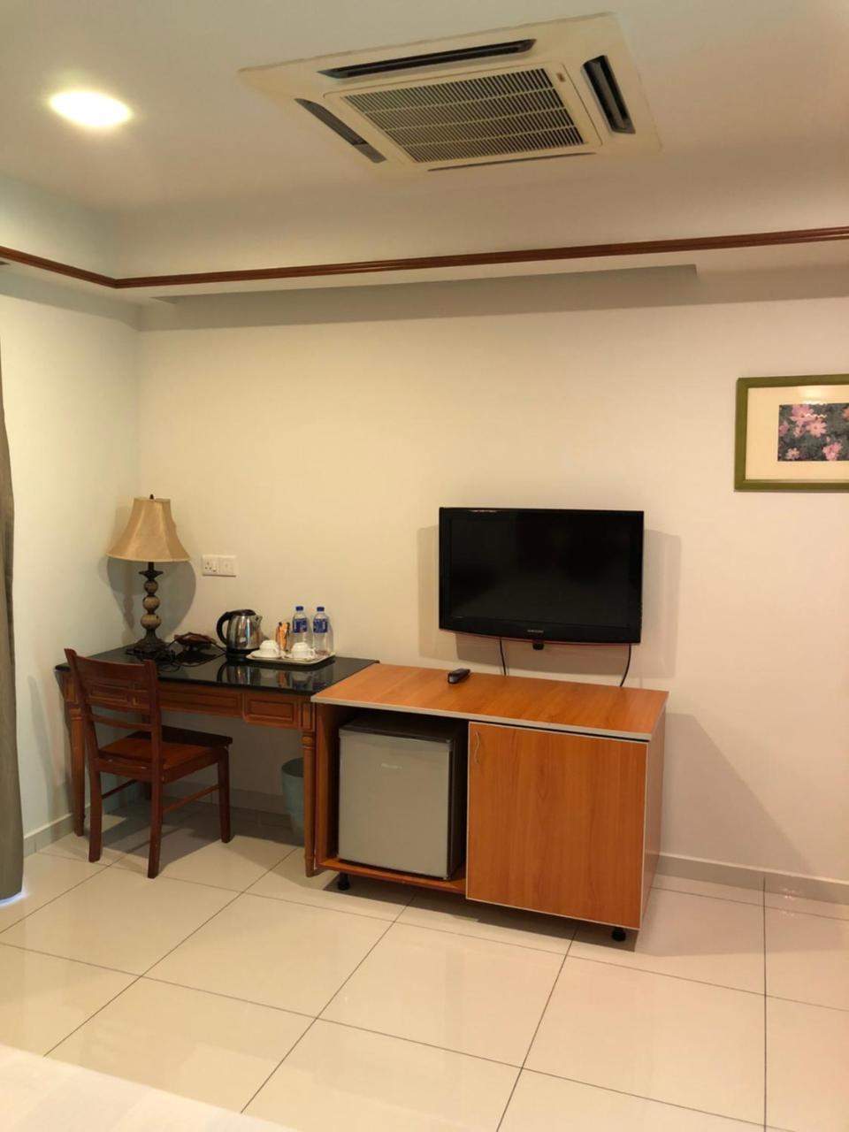 Private Water Chalet Port Dickson Exterior foto